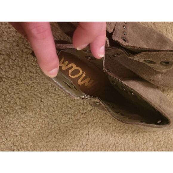 Sam Edelman Riveted Cutaway Leather Booties Taupe Women's 8 - Picture 6 of 6